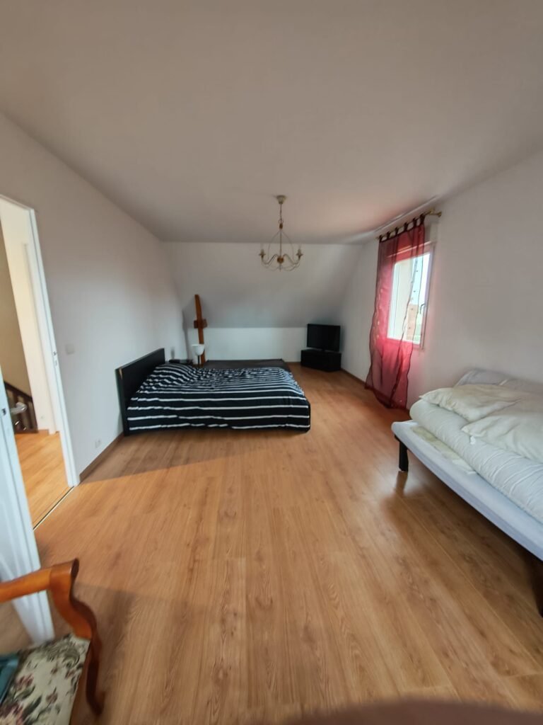 CHAMBRE ETAGE