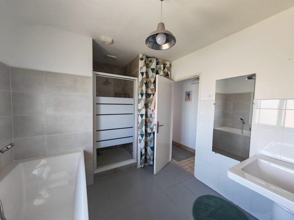 salle de bain vert